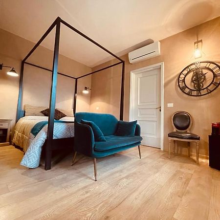 Suite Villa Aurelj Бароло Екстер'єр фото